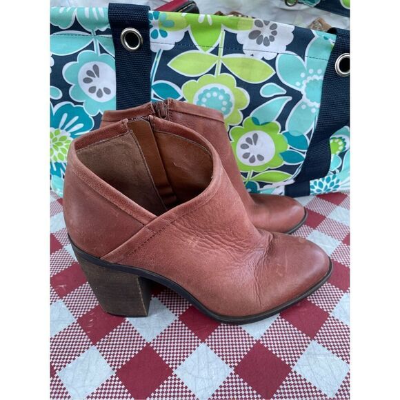 Lucky Brand Brown Leather Salza Boots - Picture 1 of 9